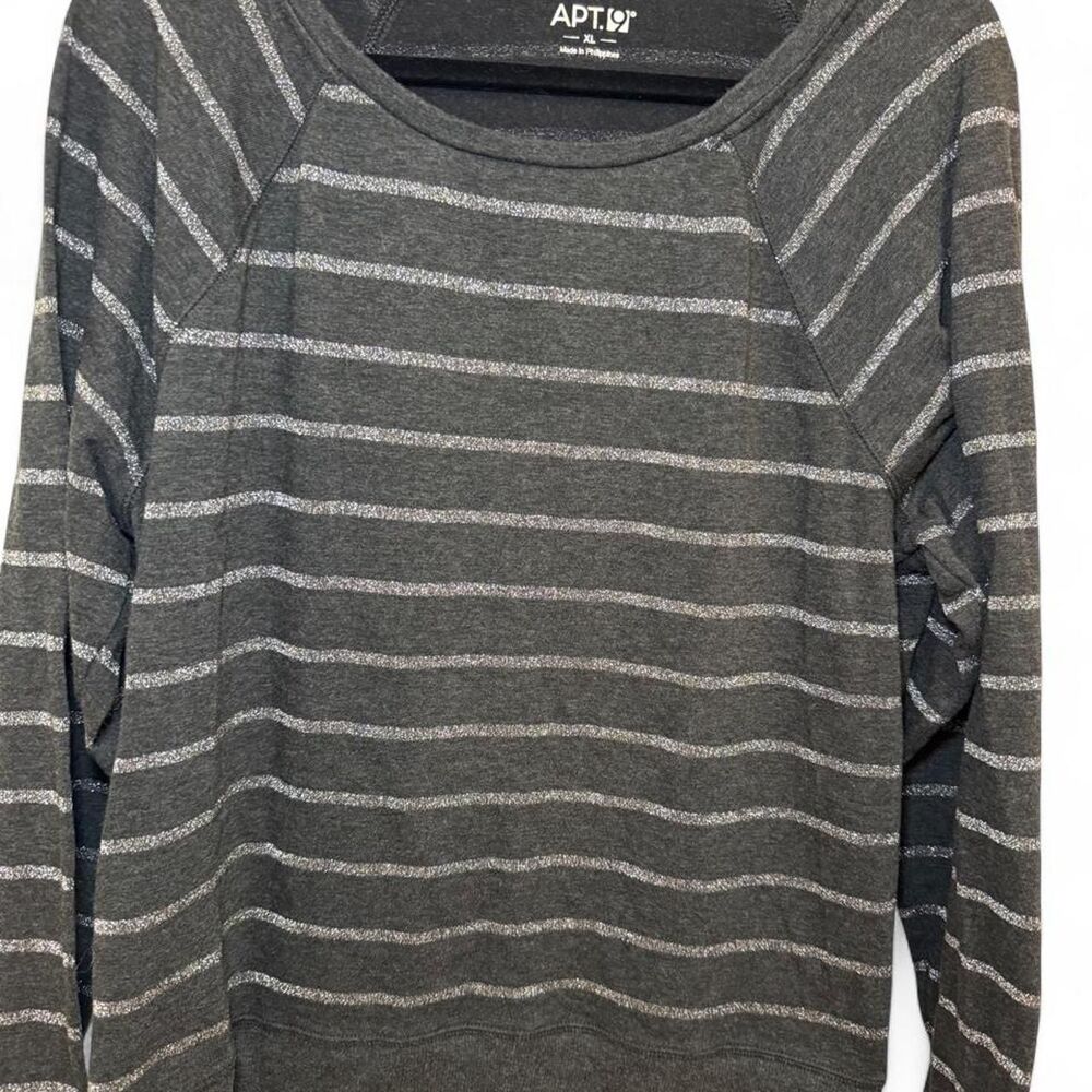 Apt 9 Women's Grey & Silver Comfortable Soft Striped Long Sleeve Shirt